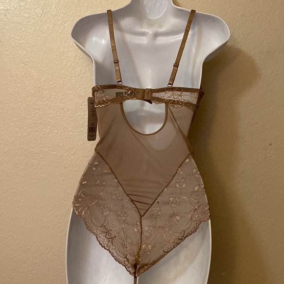 Rene rofe lingerie bodysuit push-up medium tan color - Picture 5 of 9